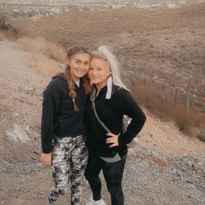 Meet your Posher, Makenzie